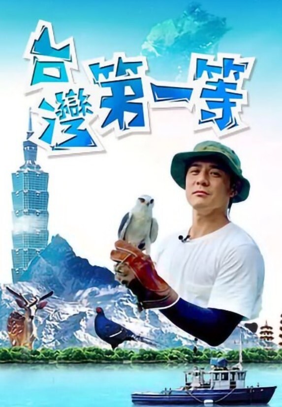 超美女神『小女巫露娜』土豪定制私拍流出OL装黑丝露毛字裤闪露阴唇. - 热播影院